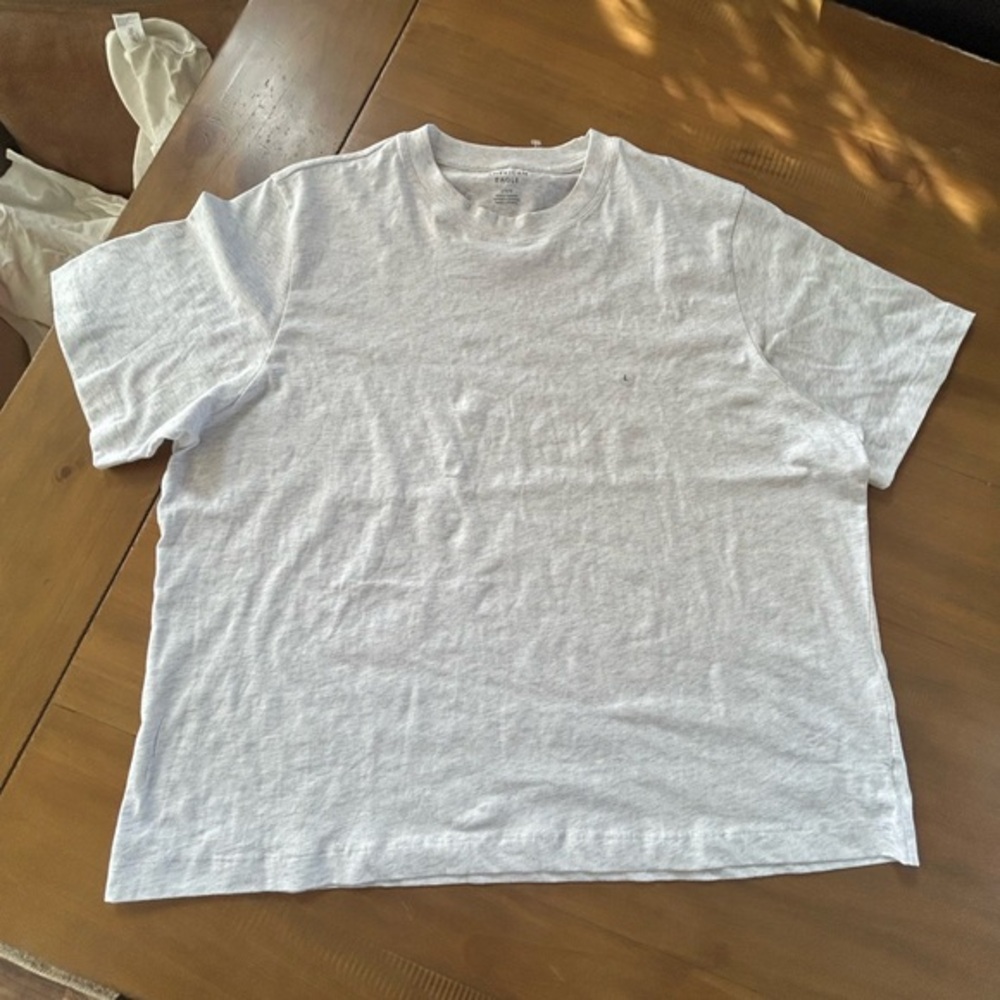 NWOT AE Loose Fit Tshirt